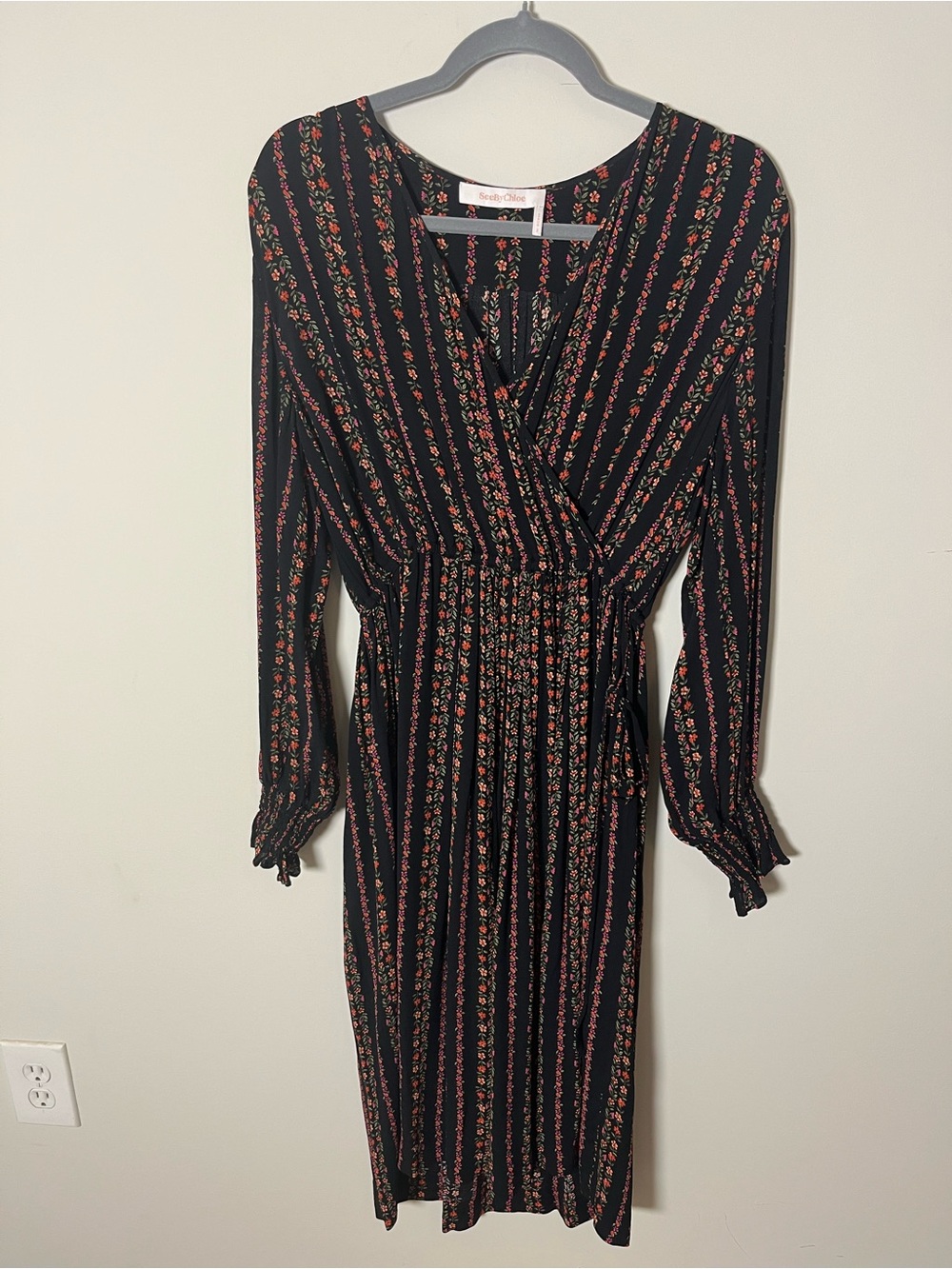 See By Chloé Pleated Floral-Print Crepe de Chine Midi Dress Wrap Effect - Picture 4 of 6